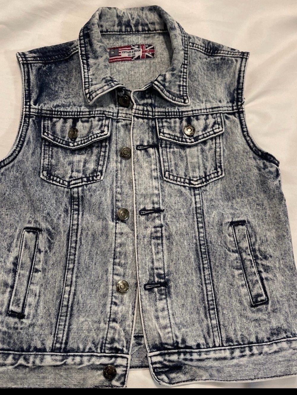 Women's Acid Wash Denim Vest - Light Gray Blue Sleeveless Jacket